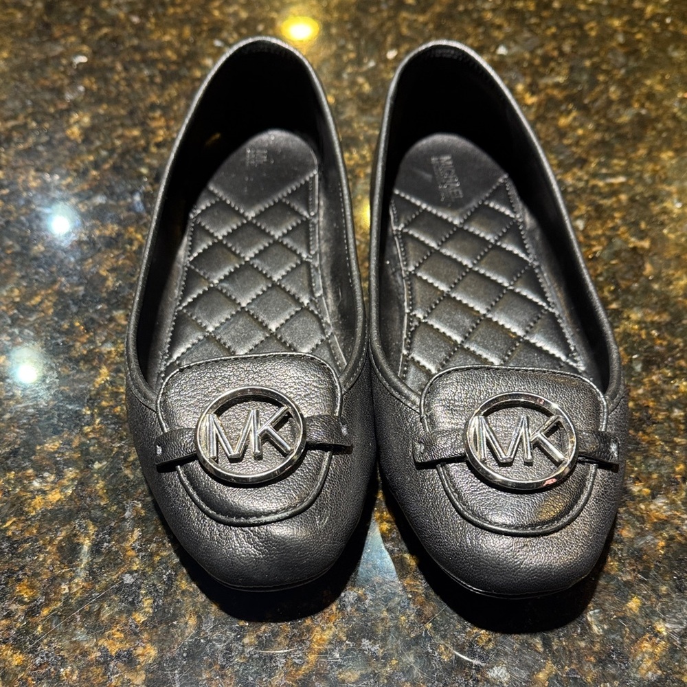 Michael Kors Lillie Black Leather Moccasin Flat Loafers Size 9.5